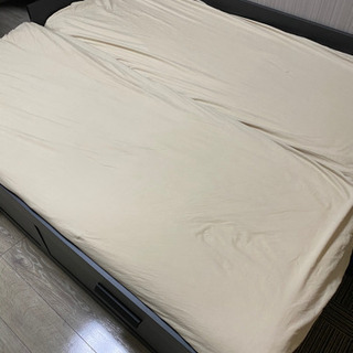 IKEA セミシングルマットレス/ベッドパッド/ボックスシーツ各2個セットの画像