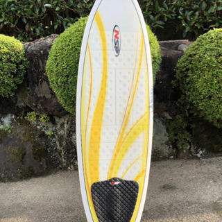NSPサーフボード　5.6ft フィン付き、クリアデッキ、フィン...