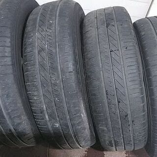グッドイヤーDuraGrip 195/65R15 2016/43週製