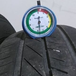 グッドイヤーDuraGrip 195/65R15 2016/43週製の画像
