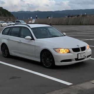 コミコミ乗り出し車検４年７月　BMW　３シリーズ　ツーリング　純...