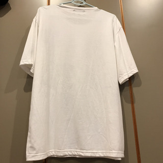 花柄Tシャツの画像