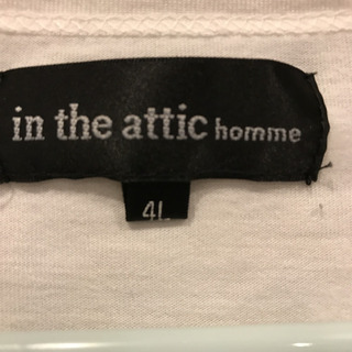 花柄Tシャツの画像