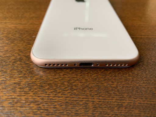 交渉中（再掲）iPhone 8 Gold 64 GB SIMフリー