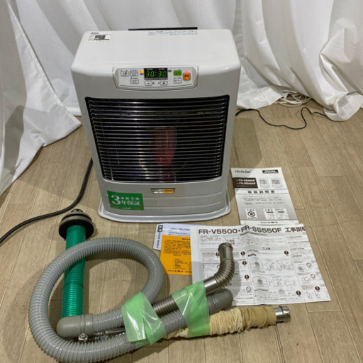 美品 トヨトミ FF 密閉式石油ストーブ 2015年製 FR-SS550F 取説 燃焼動作確認済 返品保証付き