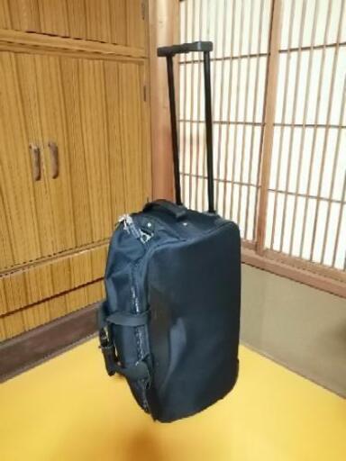 キャリーバッグ　布製　未使用