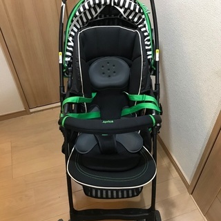 アップリカ　軽量&ハイシートベビーカー Flyle フライル 