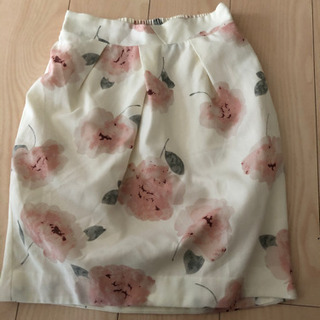 GRL 花柄スカートの画像