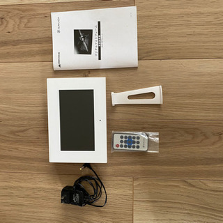 GAUDI 7型カラー液晶搭載デジタルフォトフレームの画像