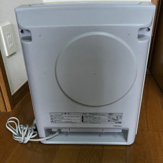 電気ストーブの画像