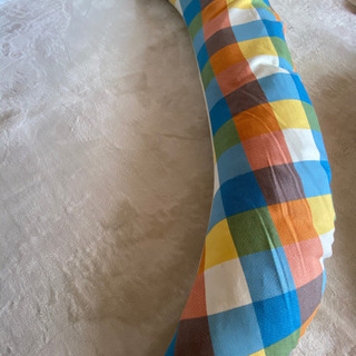 ほぼ新品‼️抱き枕　マタニティーでも！