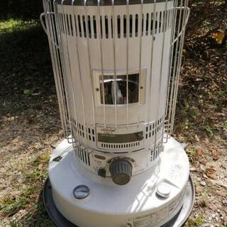 トヨトミ芯式自然対流型石油ストーブ