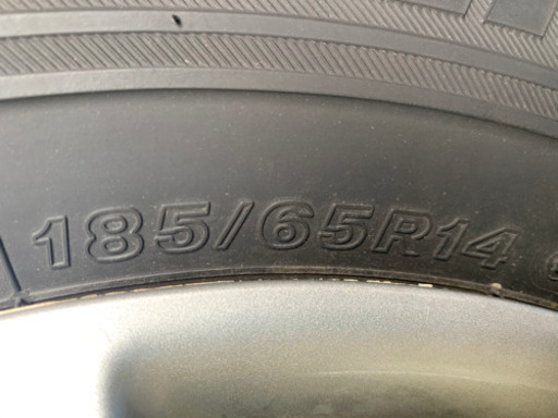 185/65R14 スタッドレスタイヤ ブリジストンVRX