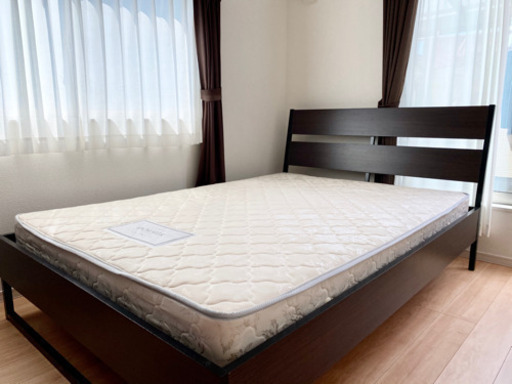 ーお取引中ーIKEA ダブルベッド  マットレス付き 美品