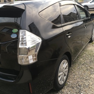 プリウスα 後期顔の画像