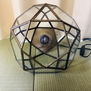 ガラスのテーブルランプ　星型の画像