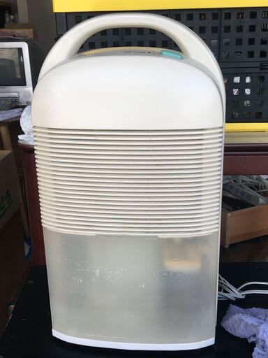 除湿機　National　CD-AB56M-W