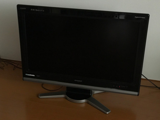 テレビ 2,000円 32インチ シャープ アクオス【近所なら運ぶの手伝います】