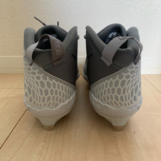 【日本未発売】NIKE トラウトモデル 野球 スパイク グレー 28.5㎝