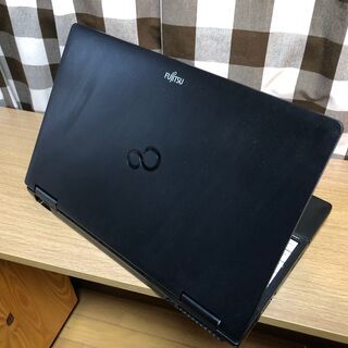 ☆彡超特価(^▽^)/富士通リノベーションパソコン💗高速ｉ３第二世代/爆速ＳＳＤ２４０ＧＢ/人気のブラック☆美品/Ｗｉｎ１０/Office2019付/15.6ｲﾝﾁ/メモリ4GB/無線ＬＡＮ/ＤＶＤ・ＣＤ再生ソフト付　No.2009002の画像