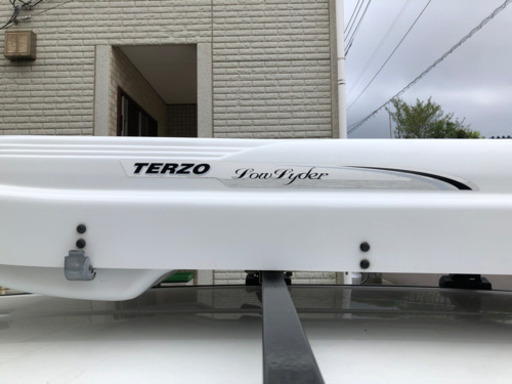 ルーフボックス