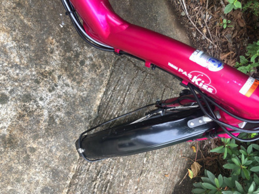 A04B✴️✴️タイヤ新品✳️✳️C64D電動自転車☯️☯️ヤマハ❤️❤️２０インチ８アンペア
