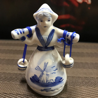 (決まりました)オランダ  デルフト焼　女の子ベル