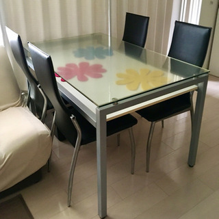 【大至急】【値段交渉可】ダイニングテーブル　椅子4脚　セットの画像