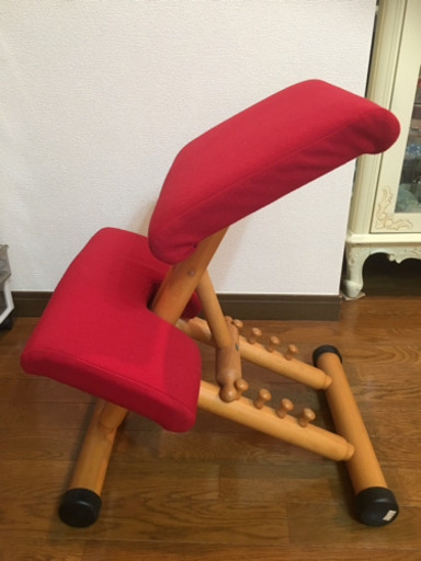 ストッケ マルチ バランスチェア STOKKE 椅子 チェア 赤 北欧