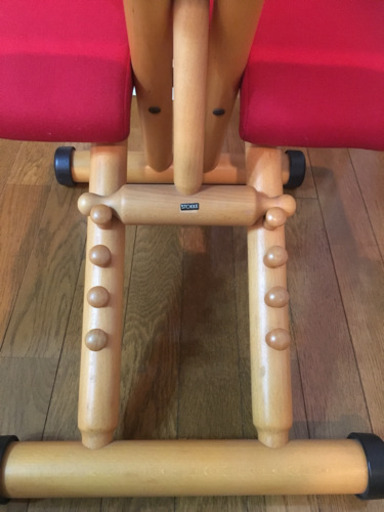 ストッケ マルチ バランスチェア STOKKE 椅子 チェア 赤 北欧