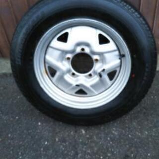 ジムニー　スペアタイヤ　175/80R16