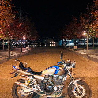xjr400r(rh02j)用　チョビ三段シートの画像