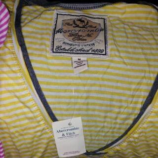 Abercrombie＆fitch・Tシャツ2枚の画像