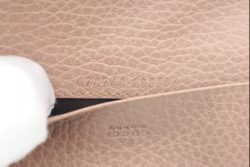 《GUCCI プチマーモント カードケース ピンクベージュ》 Aランク 送料無料