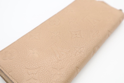 《LOUIS VUITTON アンプラント クレマンス コンパクト》送料無料