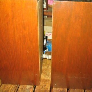 スピーカーエンクロジャー　山水　SP50だと思います。引取りでの画像