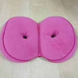 非ネット決済で半額　ベーグルクッション　ピンク