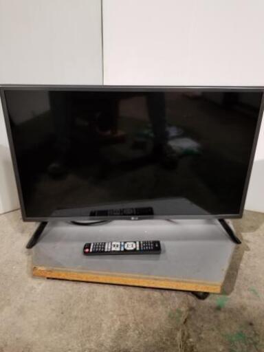 取引中☆LG 32インチLED LCDカラーテレビ2015年製