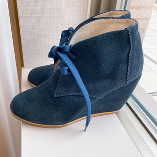 定価約4万❤️エッセンシャルショートブーツの画像