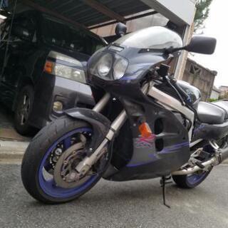 【値下げ】GSX-R1100 平成8年式 GU75A 16200km 車検3年10月迄の画像