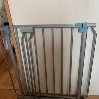 ベビーゲート　自動ロック式の画像
