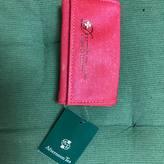 新品☆携帯アクセサリーケース