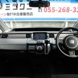 RG1ステップワゴン🚙ガンメタ✨フリップダウンモニター付きお子様には必須ですねっ😁👍の画像