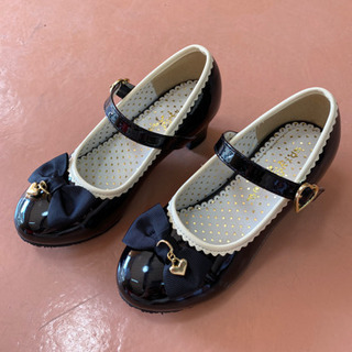 Betty キッズ パンプス