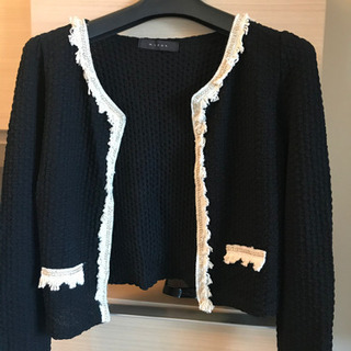 黒のジャケット