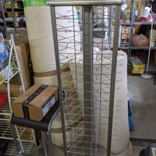 サングラス　什器　店舗什器　回転