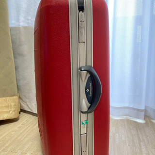 キャリアケースの画像