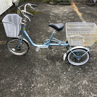 三輪の自転車ジャンク