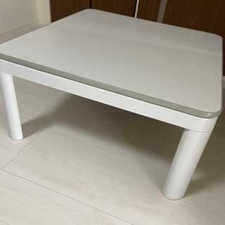 コタツテーブルの画像