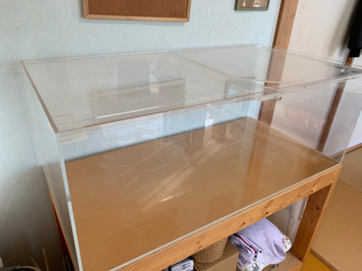 アクリル水槽　120cm✖️60cm✖️45cm  2枚蓋付き